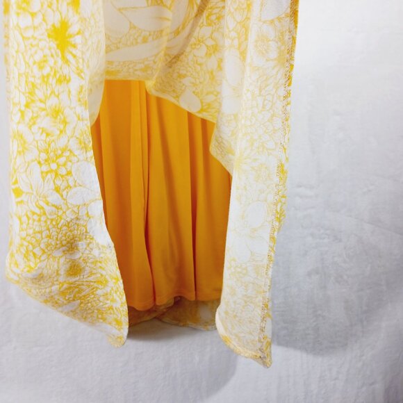 Taylor, Yellow & White Floral Midi Dress, Med., Lined, Ruffled Neck & Sleeve - Picture 5 of 13